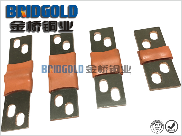 金橋生產(chǎn)的新能源汽車動力電池銅箔軟連接產(chǎn)品，帶絕緣材料