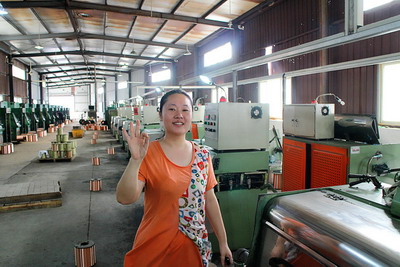 金橋銅業(yè)-車(chē)間一角